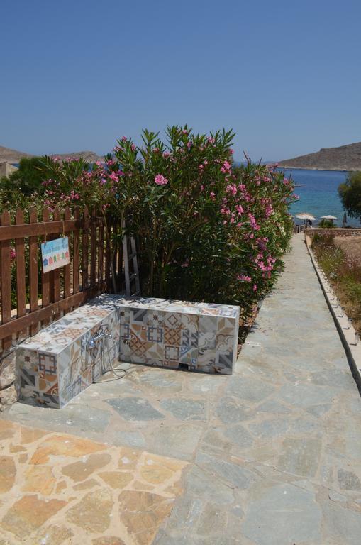 Villa Aristoteles Chalki Town Rom bilde